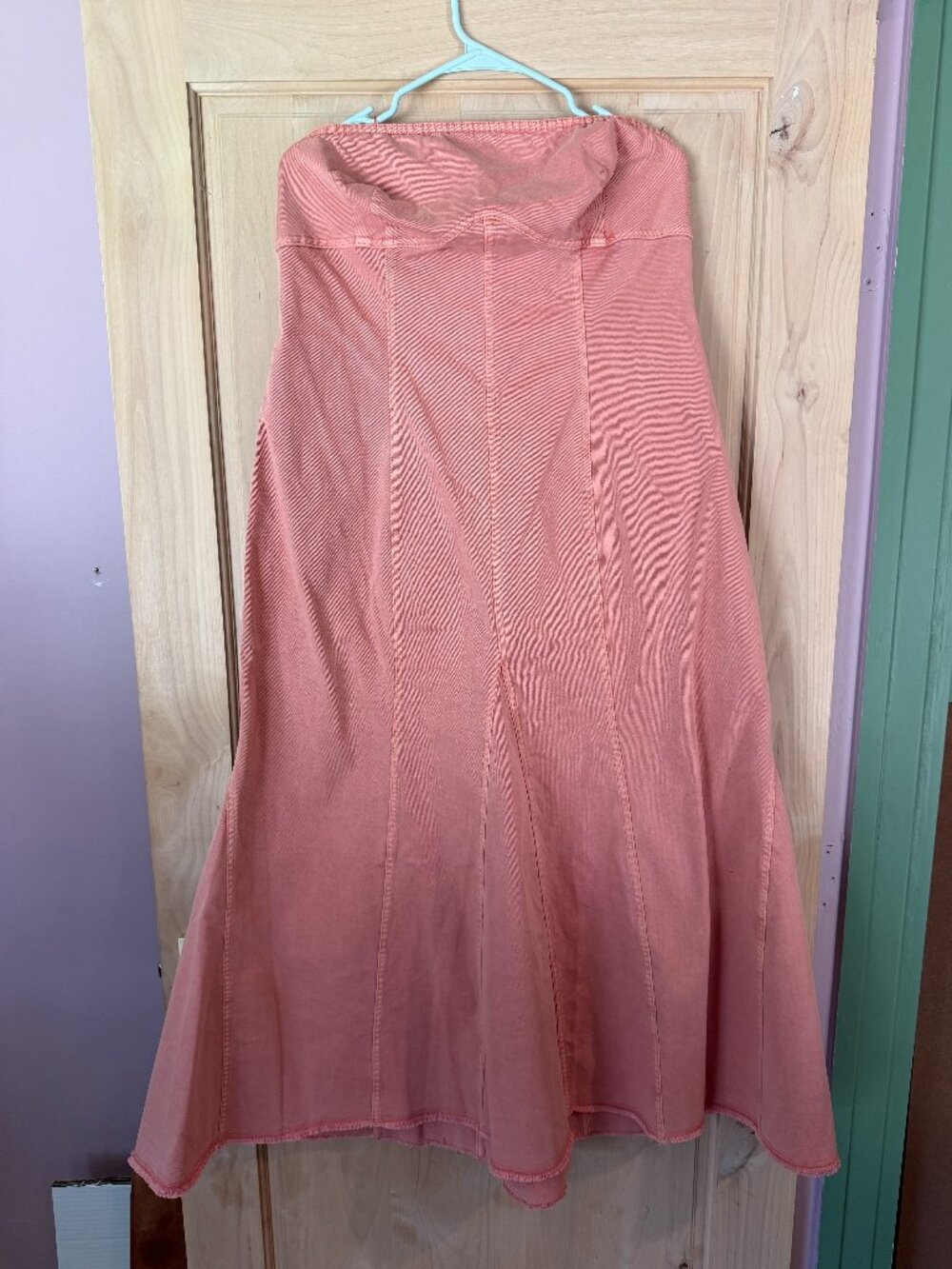 NWT Anthropologie Pilcro Strapless Drop-Waist Denim Midi Dress β Pink/Coral - Picture 2 of 4